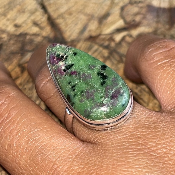 Ruby Zoisite Ring Size 8 - Picture 6 of 9
